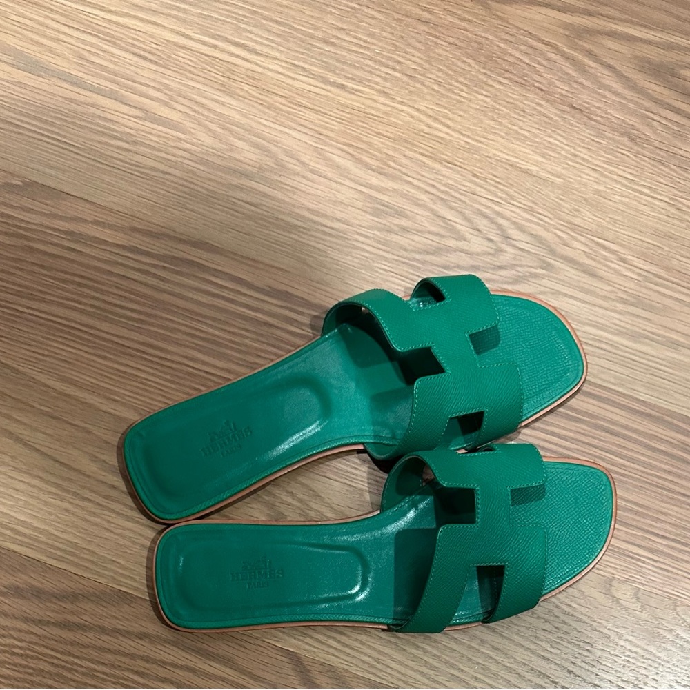 Hermes Green H‑Cut Slide Sandals